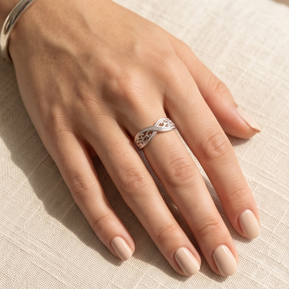 Adeline Silver Floral Yüzük