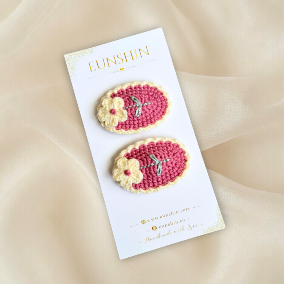 El Yapımı Papatya Objeli 5cm Çıtçıt Toka – Pastel Örgü Saç Tokası | Eunshin