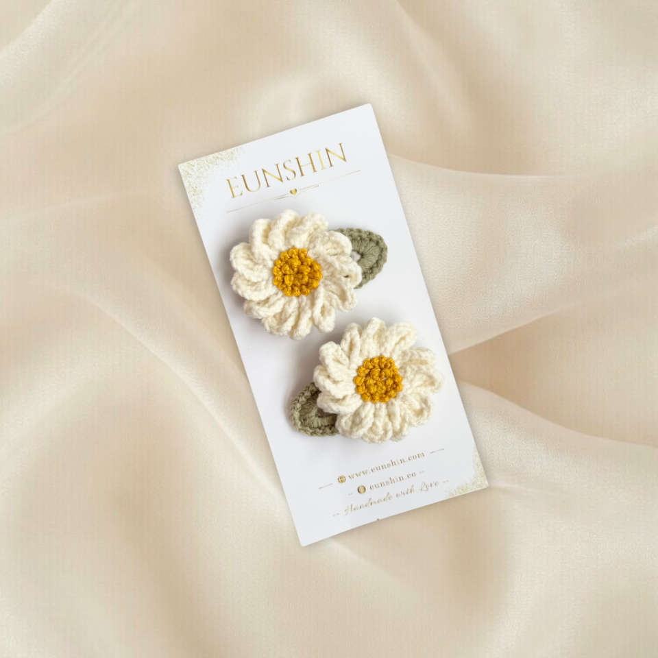 El Örgüsü Tomurcuklu Papatya Toka – 5 cm Çıtçıt