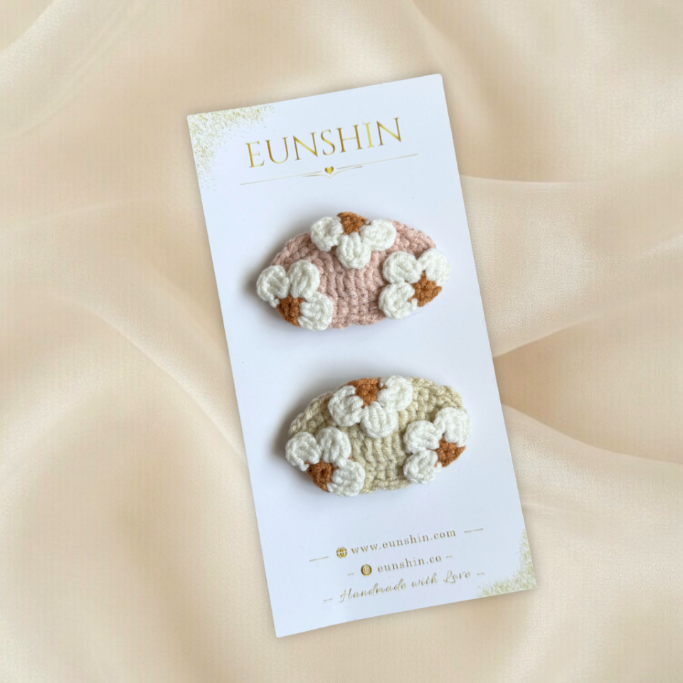 Oval Tabanlı Papatya Detaylı 5 cm Çıtçıt Toka | Pastel El Örgüsü Saç Aksesuarı