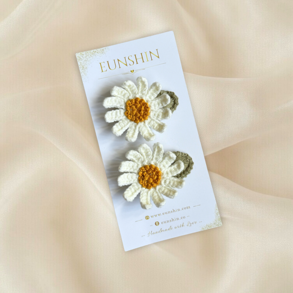 El Örgüsü Tomurcuklu Papatya Toka – 5 cm Çıtçıt | Doğadan İlham Alan Zarafet