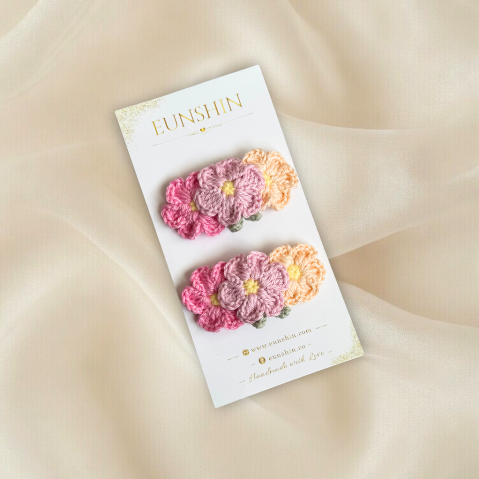 Pastel Çiçekli Örgü Çıtçıt Toka | El Yapımı Romantik Saç Aksesuarı