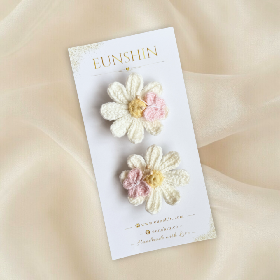 Kelebek & Papatya Detaylı Klips Toka 4,5 cm – El Yapımı Zarif Saç Aksesuarı