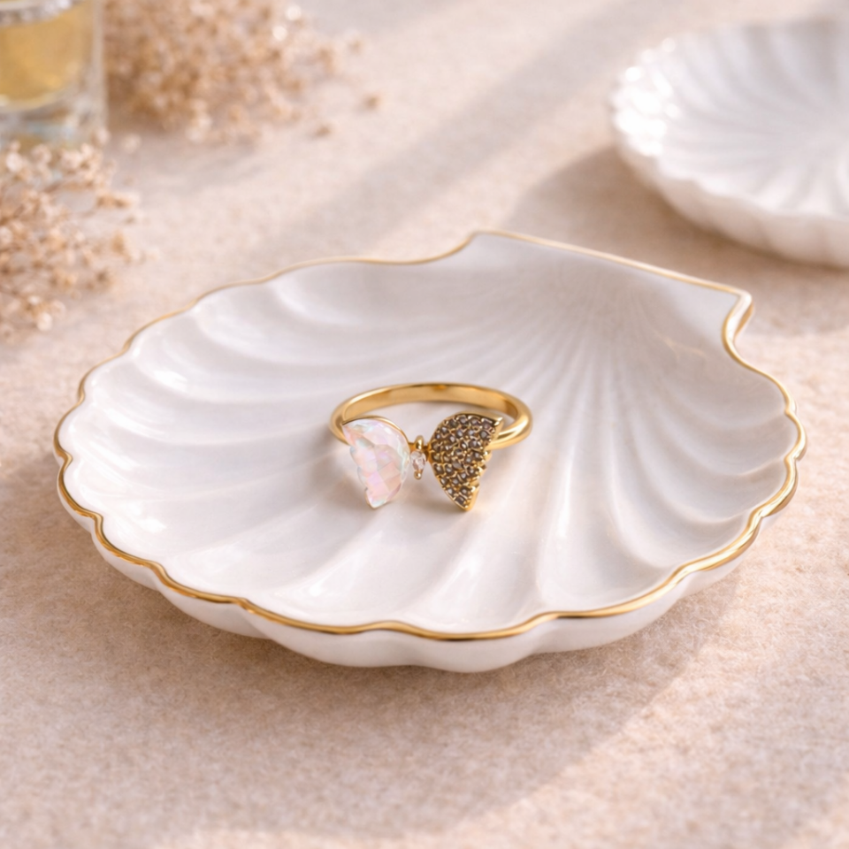 Kelebek Formlu Sedef & Zirkon Detaylı Ayarlanabilir Yüzük