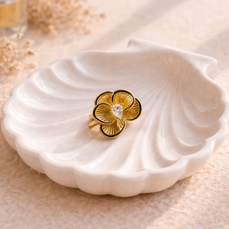 Çiçek Formlu Zirkon Detaylı Ayarlanabilir Çelik Yüzük