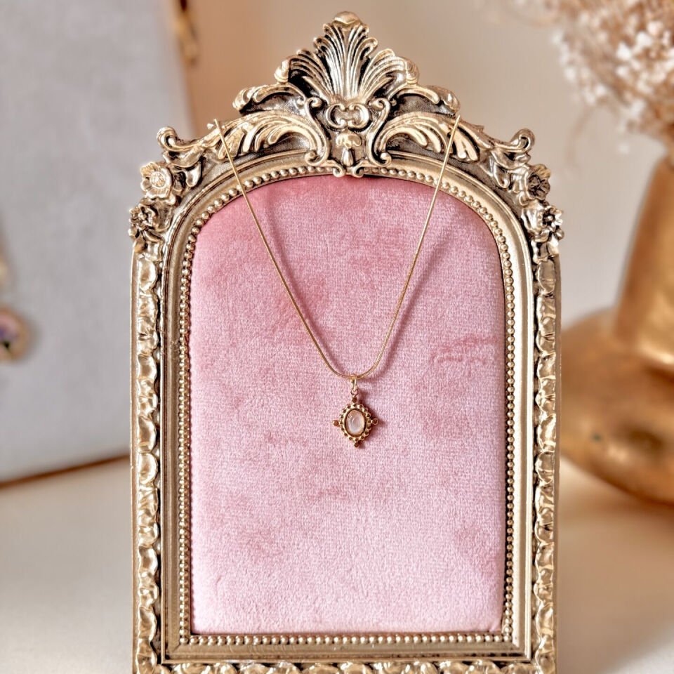 Vintage Çelik Kolye – Pembe Taşlı Çelik Kolye