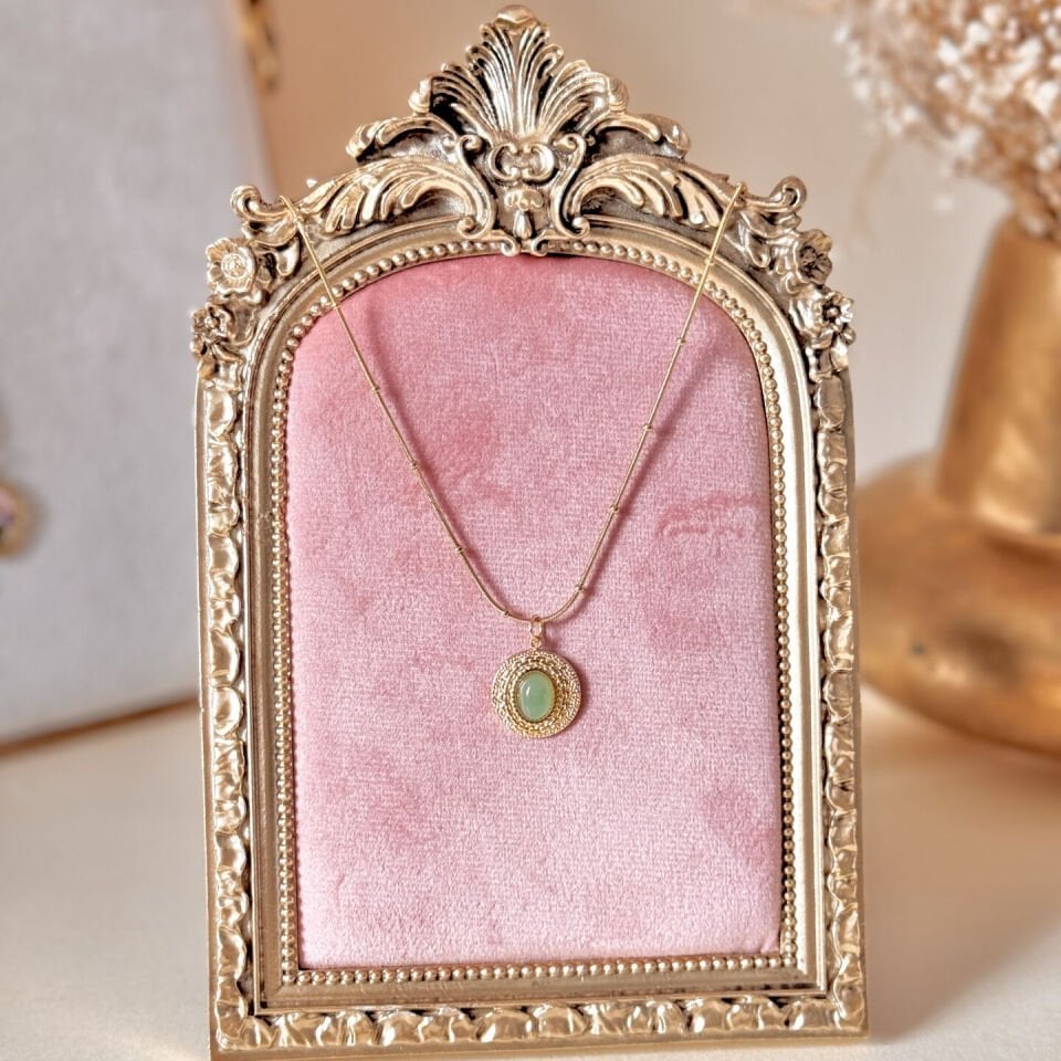 Vintage Çelik Kolye – Yeşil Taşlı Çelik Kolye