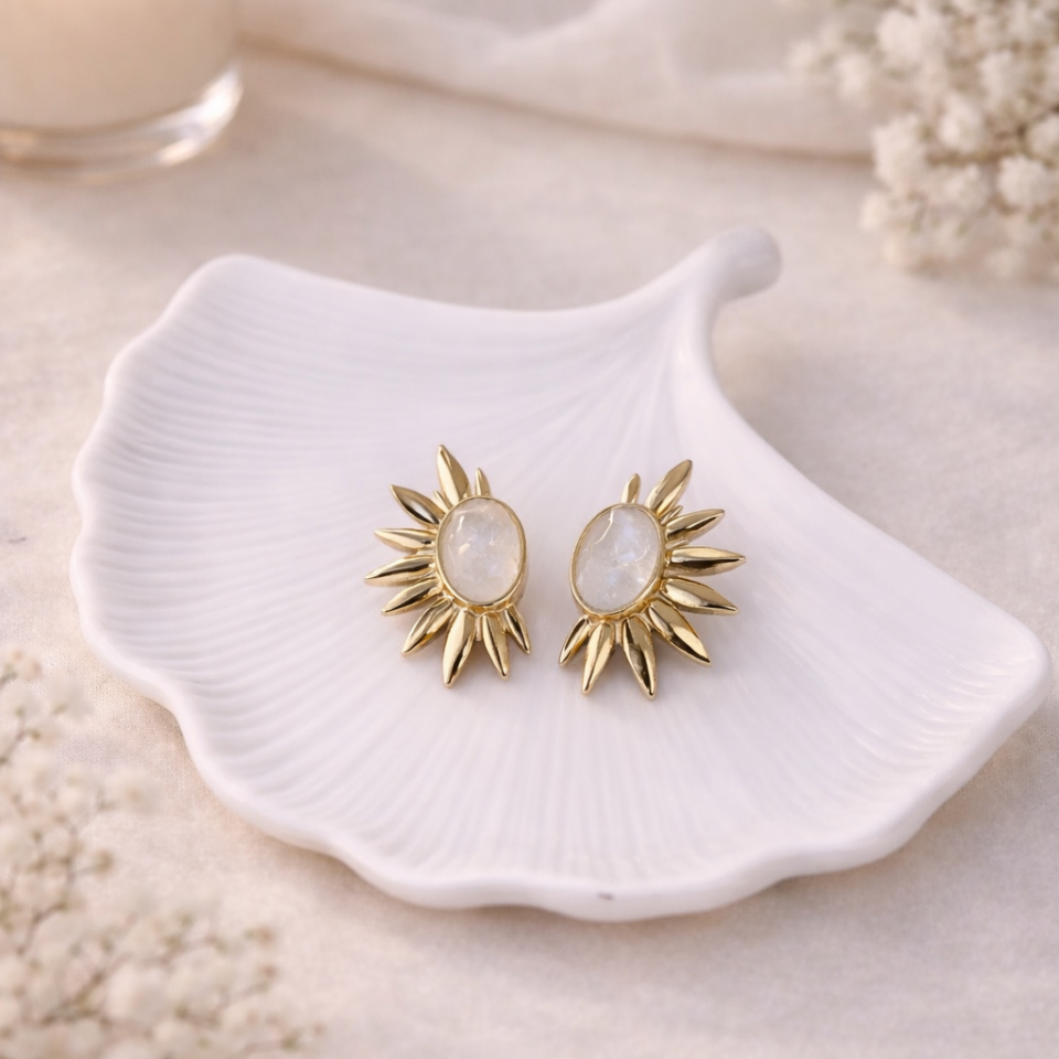 Güneş Model Taşlı Küpe | Pirinç Küpe