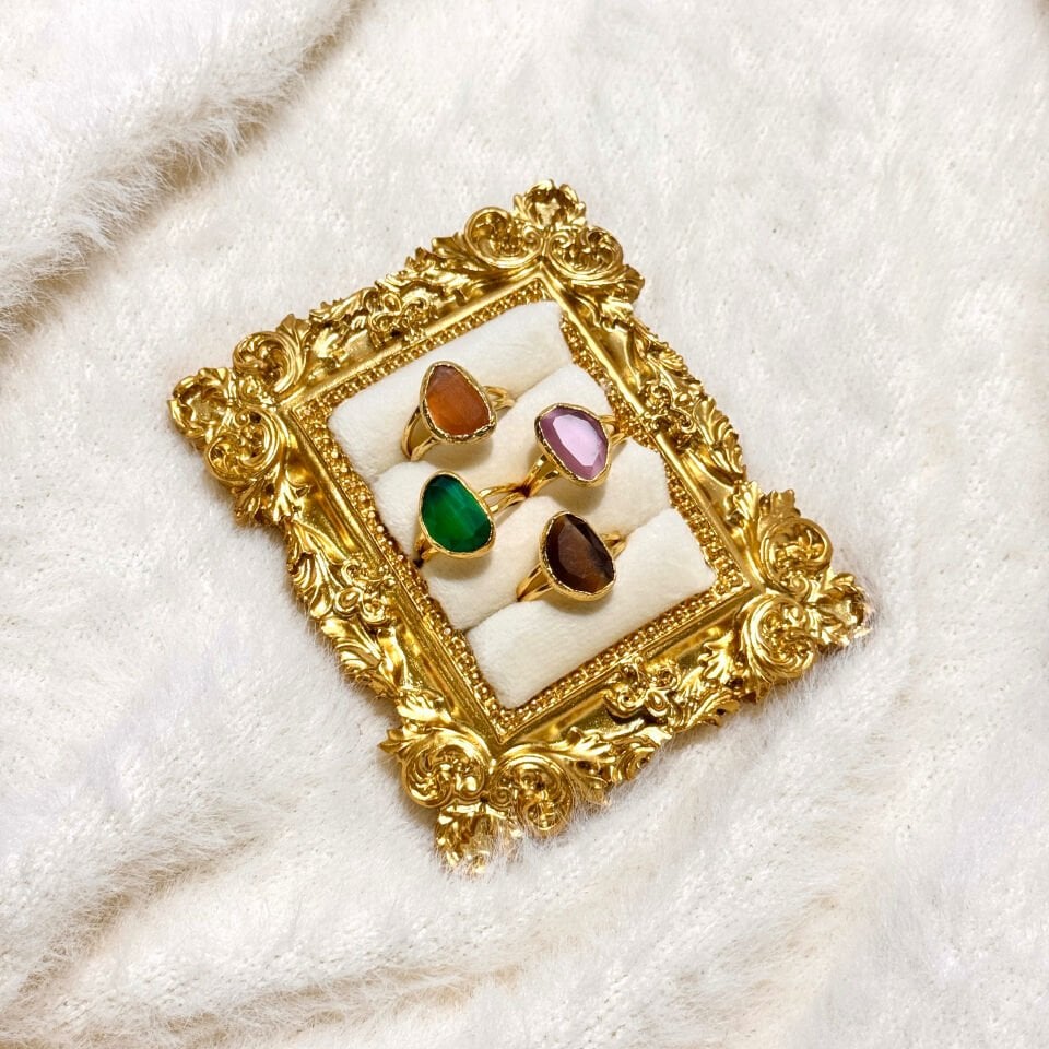 Vintage Kedigözü Taşlı  Gold Yüzük | Ayarlanabilir Pirinç Yüzük