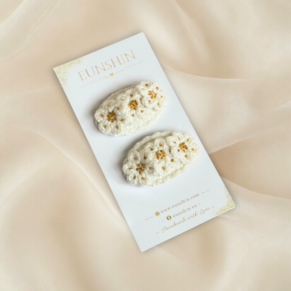 Papatya Boncuk İşlemeli Oval Çıtçıt Toka – El Yapımı Bebek & Kız Çocuk Saç Tokası