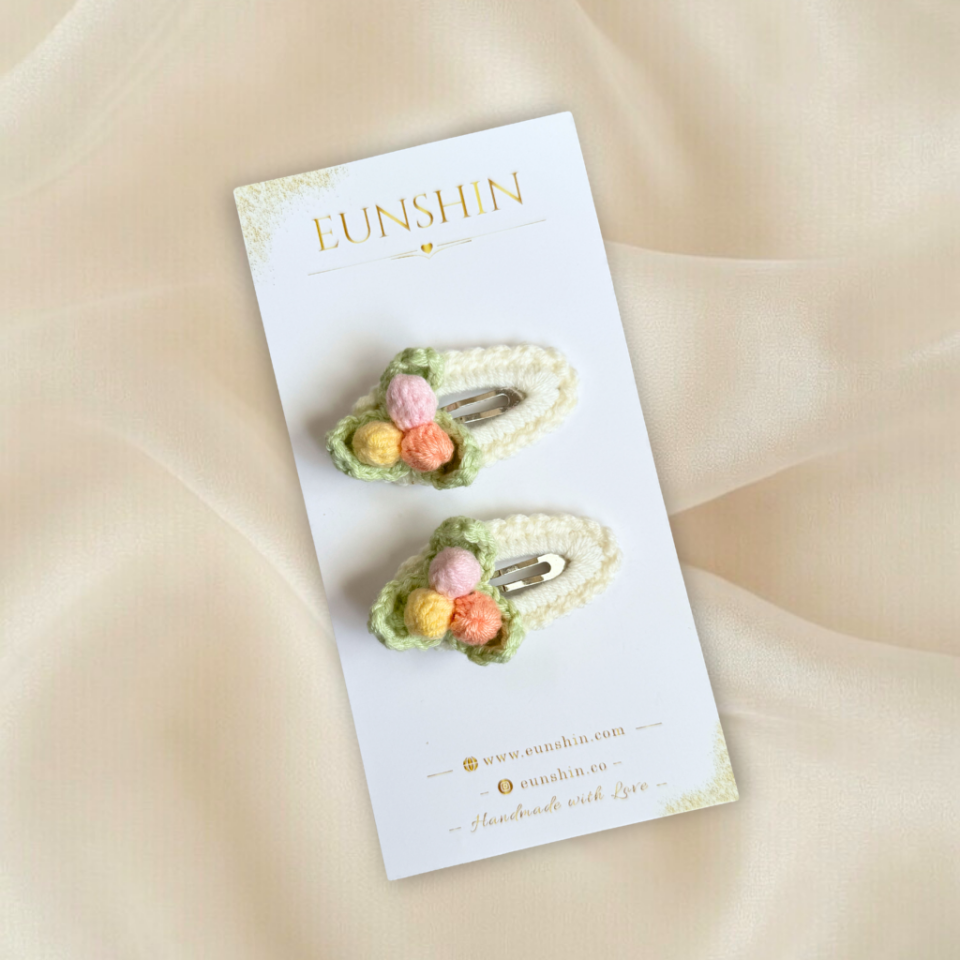 Soft Tomurcuk Detaylı Örgü Çıtçıt Toka – 5 cm El Yapımı Bebek & Kız Çocuk Saç Tokası