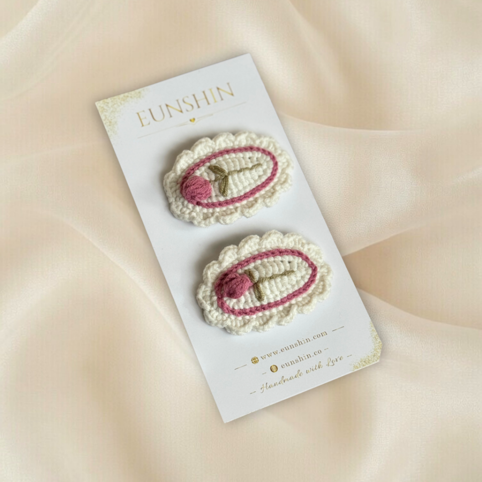 Vintage Lale Desenli Oval Çıtçıt Toka – 5 cm El Yapımı Örgü Saç Tokası | Bebek & Kız Çocuk