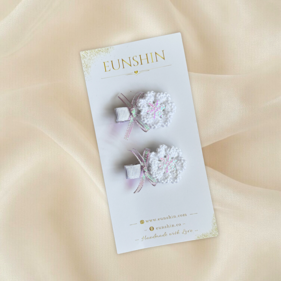 Kar Tanesi Çiçek Klips Toka – 4,5 cm El Yapımı Saç Tokası | Tül Fiyonk Detaylı Bebek & Kız Çocuk