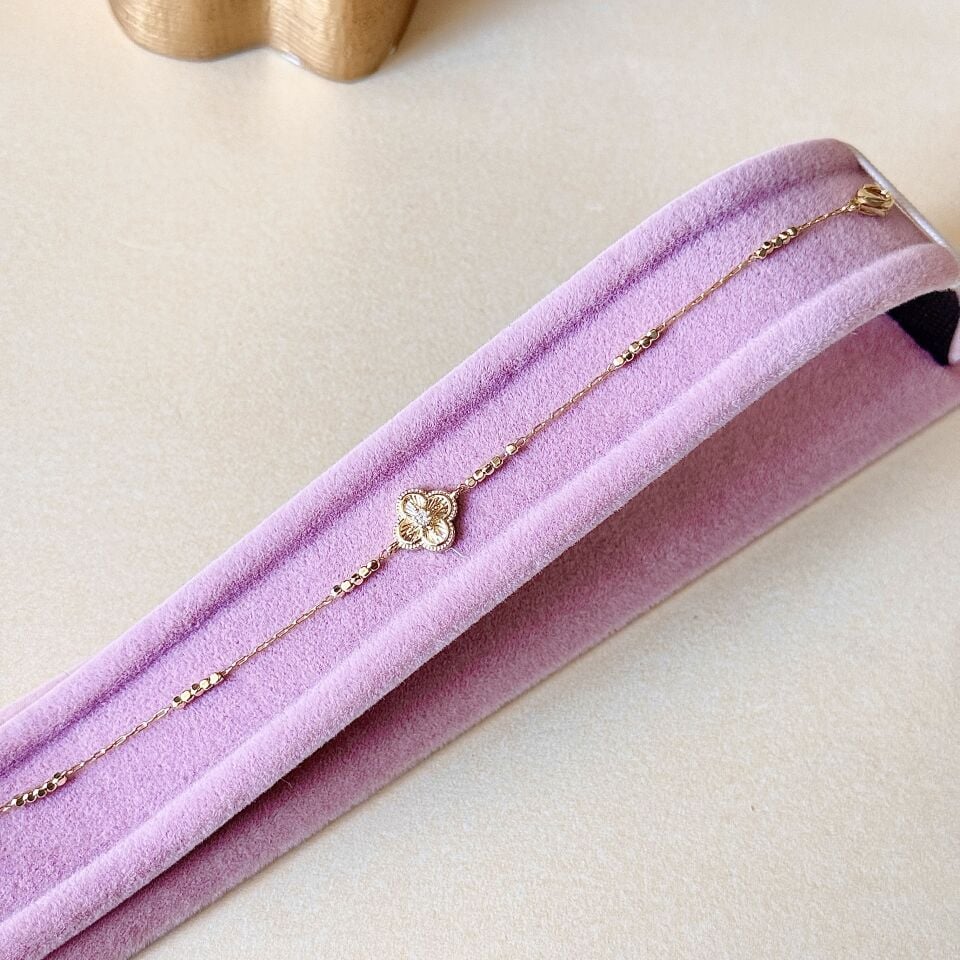 Gold Yonca Zarif Bileklik