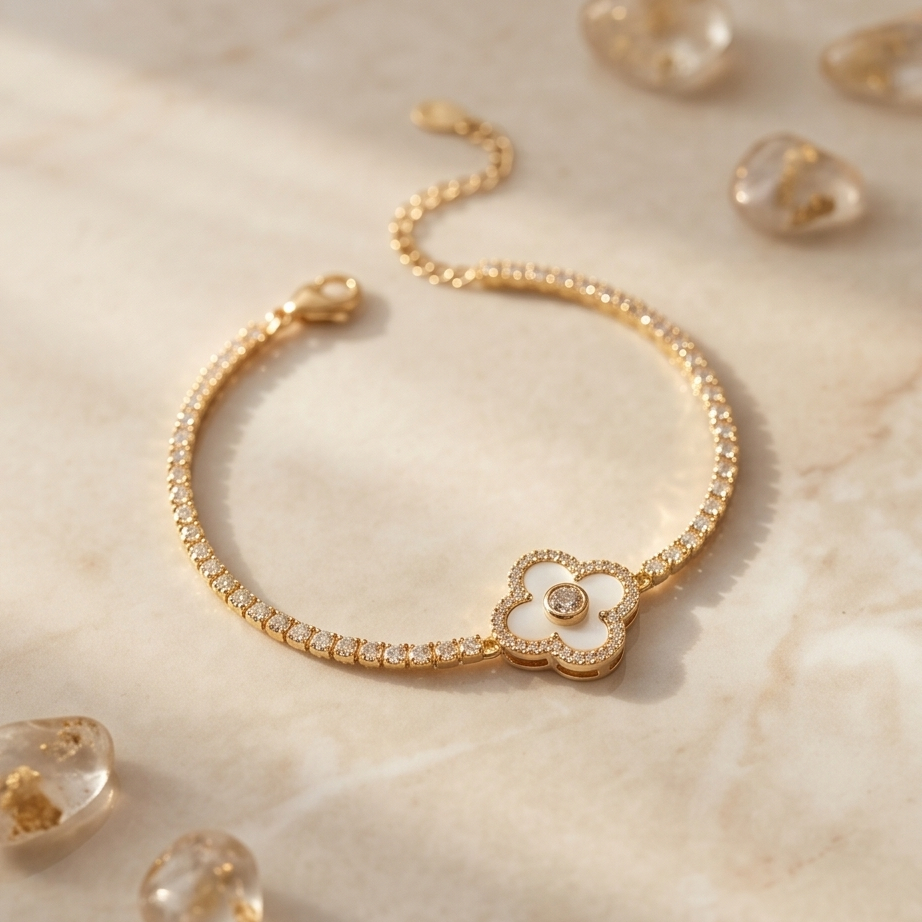 Crystal Clover Bileklik • Premium Line