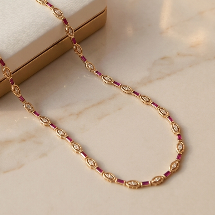Ruby Royale Kolye • Luxury Line