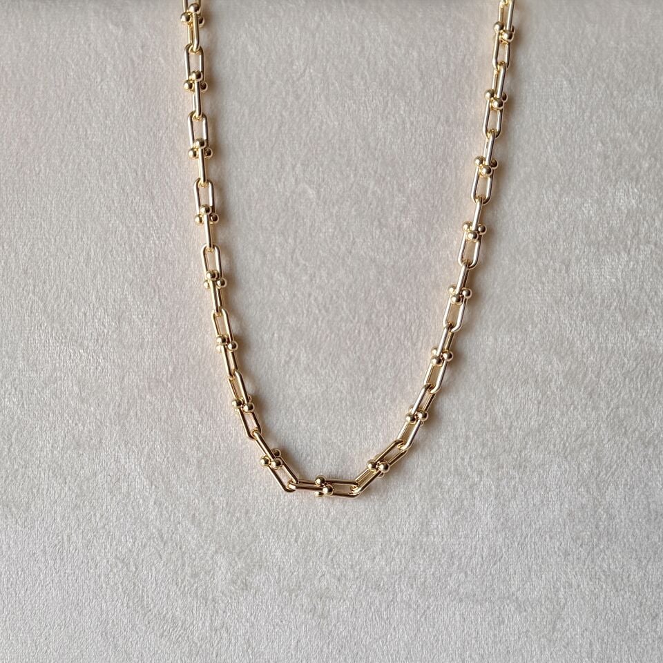 Minimal Top Detaylı Gold Zincir Kolye