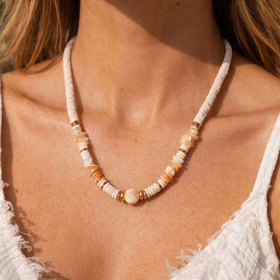 Beyaz Mercan Akik ve Sedef Taşlı Doğal Kolye