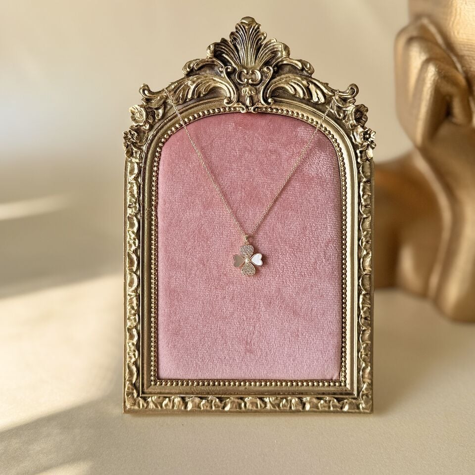 Yonca Detaylı Gold Kolye