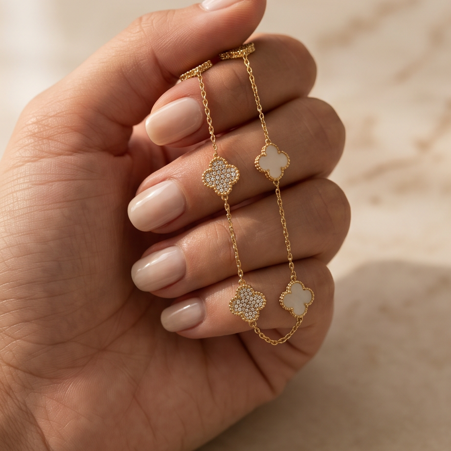 Aloura Clover Kolye • Premium Line