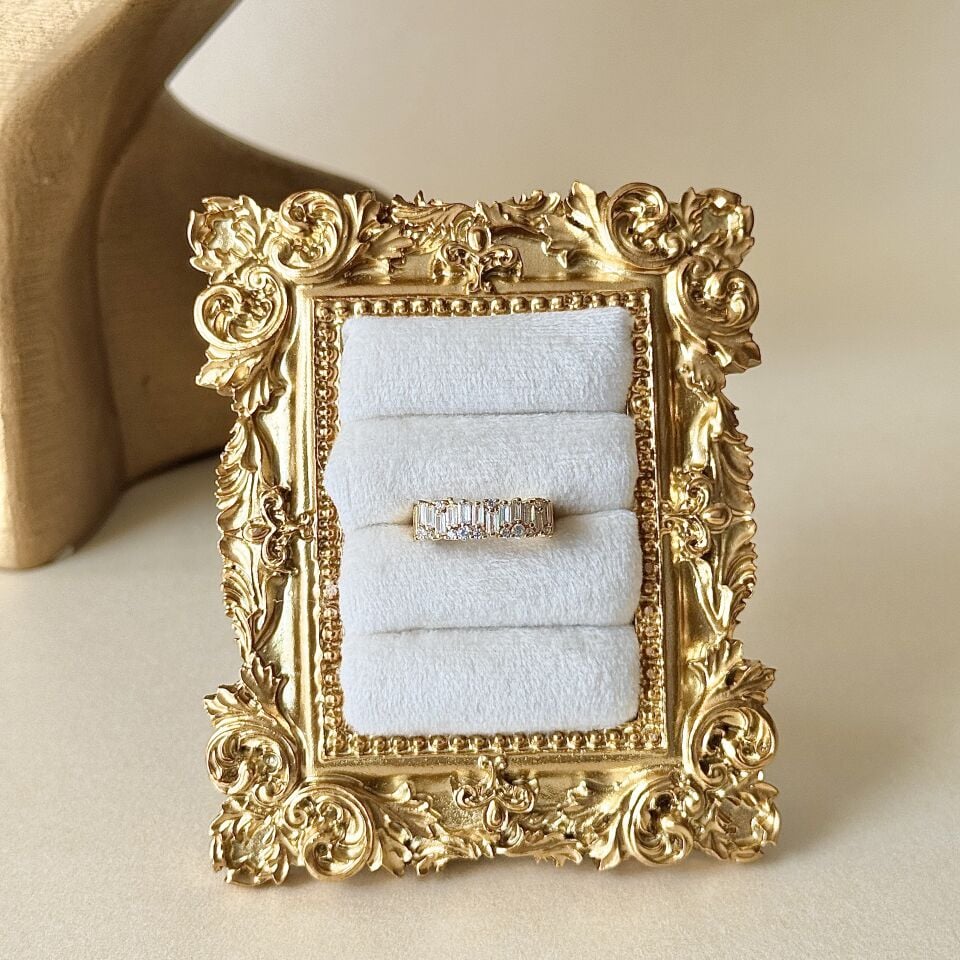 Zirkon Taşlı Gold Kaplama Ayarlamalı Yüzük